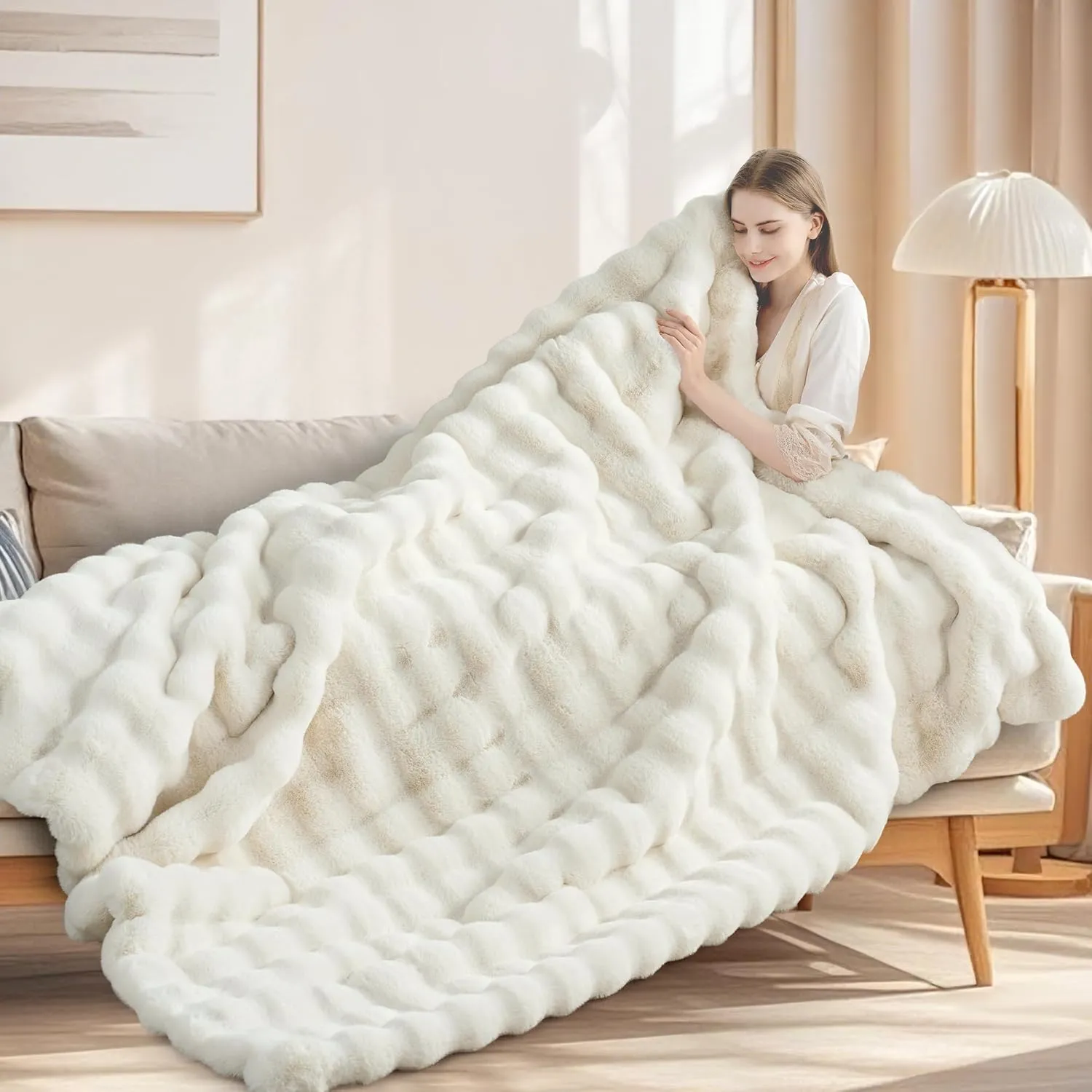 Luxury faux fur throw blanket
